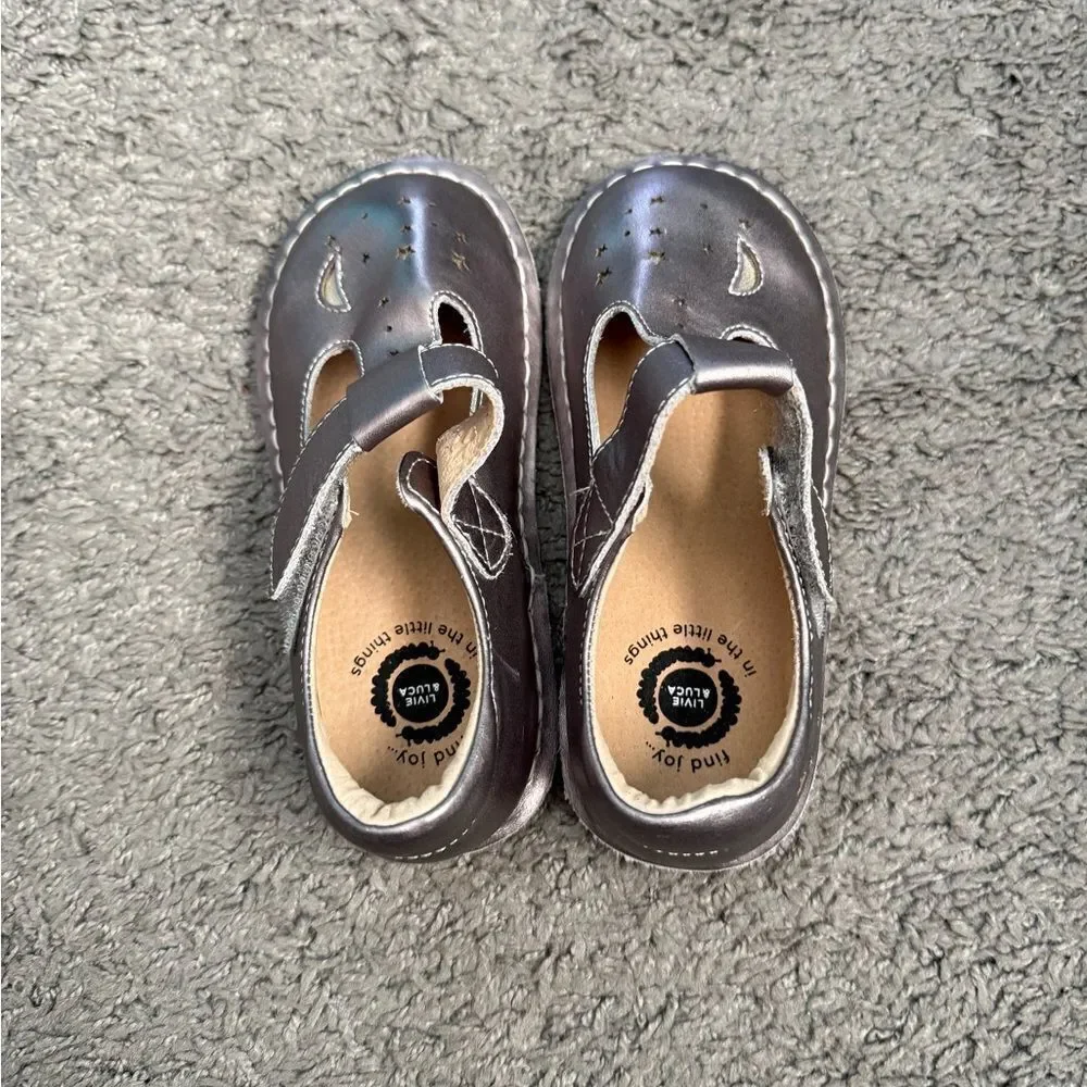 Live & Luca Mae Metallic Silver Bronze Mary Jane Sz 11